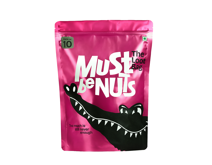 Pack of 10 assorted snacks front